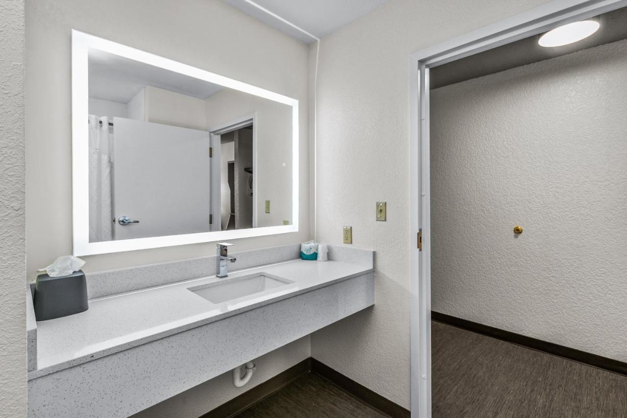 Holiday Inn Express Hotel & Suites Lucedale By Ihg Ngoại thất bức ảnh
