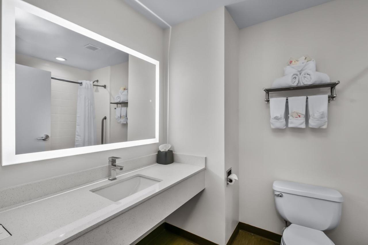 Holiday Inn Express Hotel & Suites Lucedale By Ihg Ngoại thất bức ảnh